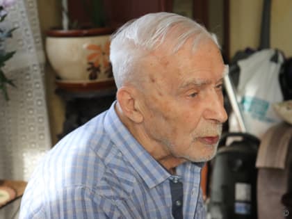 90-летний юбилей отметил житель блокадного Ленинграда Мартынюк Александр Федорович