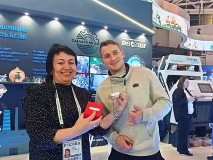 Более 2000 человек посетили стенд Алтайского края в первый день работы делегации Минобрнауки региона на Международной выставке-форуме «Россия»