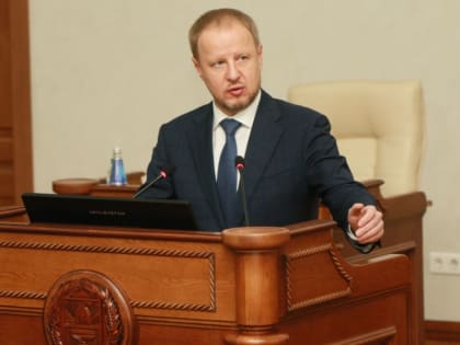 "Губернаторов жалеть не надо". Как эксперты оценили заявление Виктора Томенко