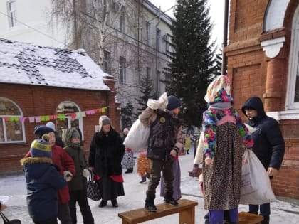 Учащиеся воскресных школ отпраздновали Масленицу