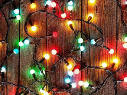 Простые правила безопасного использования новогодней гирлянды!