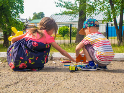 Органы опеки и попечительства обяжут предоставлять информацию об условиях жизни и воспитании детей, оставшихся без попечения родителей