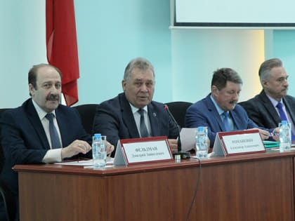 Александр Романенко призвал предпринимателей делиться мнением о работе патентной системы налогообложения