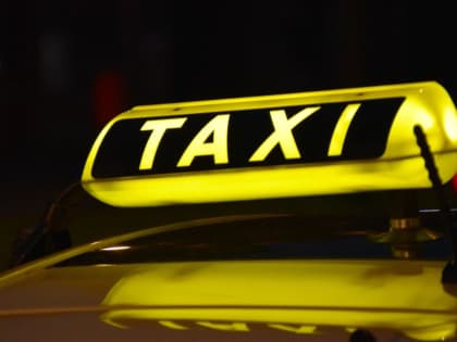 Пьяный бийчанин ворвался в такси и "немотивированно" ударил спящего ребенка