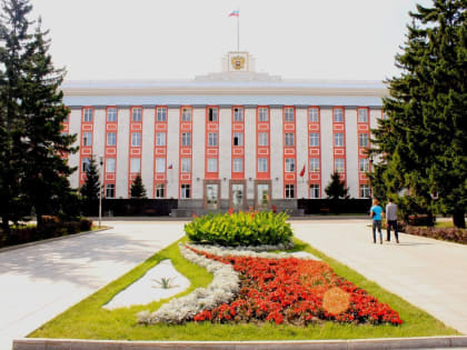 Губернатор Виктор Томенко провел новые назначения в правительстве Алтайского края