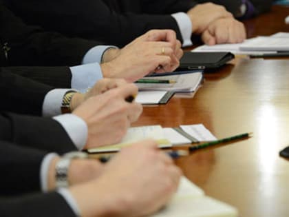 Напоминаем об обязанностях лиц, замещающих муниципальные должности