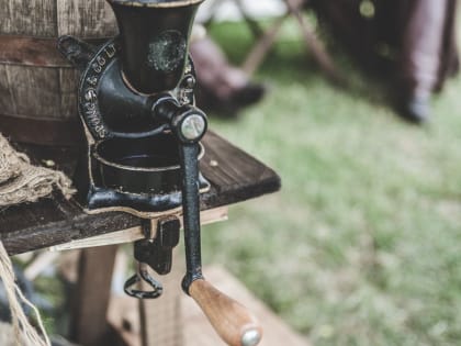 В Алтайском крае женщина в ответ на унижения забила пьяного мужа мясорубкой