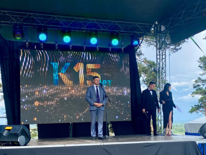 Сергей Струченко поздравил телеканал «Катунь 24» с 15-летием