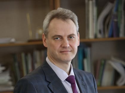 С Днем российской науки! Поздравление ректора Сергея Бочарова