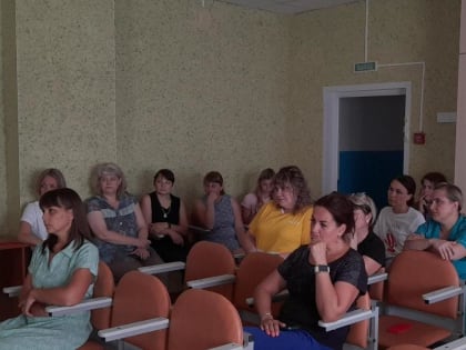 Депутаты Барнаула отчитываются о своей работе на встречах с трудовыми коллективами