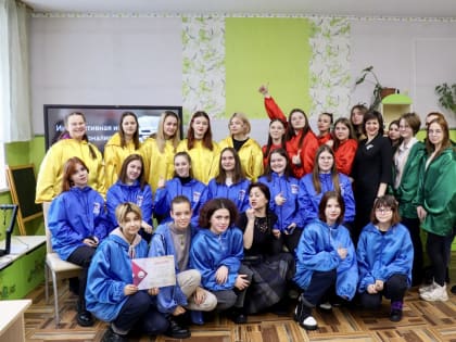 Молодогвардейцы Алтайского края организовали серию мероприятий в День российской печати
