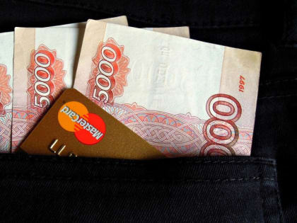 Средняя зарплата в Алтайском крае в апреле чуть-чуть подросла