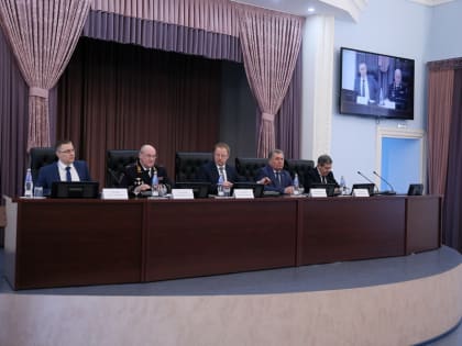 Виктор Томенко принял участие в расширенной коллегии ГУ МВД Алтайского края