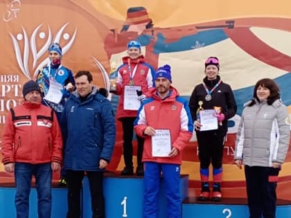 Леонид Кульгускин и Екатерина Копырина завоевали серебро и бронзу в первый день биатлонных стартов IV зимней Спартакиады молодёжи России