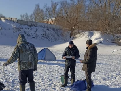 Специалисты Управления по делам ГОЧС г.Барнаула провели профилактический рейд на водоеме