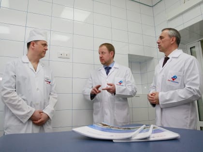 Виктор Томенко: в Алтайском крае втрое выросли объемы высокотехнологичной медпомощи