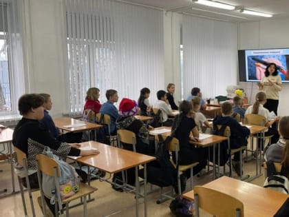 В барнаульской школе № 93 прошло обследование учащихся в рамках проекта «Здоровое сердце ребенка»