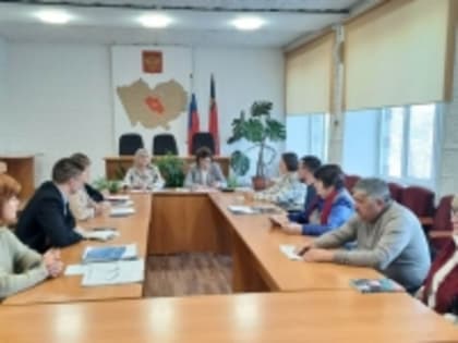 26 января 2024 года в Администрации Алейского района состоялось совместное заседание комиссии по координации действий в области оплаты труда