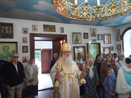 В праздник Преображения Господа Бога и Спаса нашего Иисуса Христа митрополит Сергий совершил совершил Божественную литургию в с. Борзовая Заимка