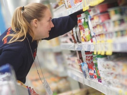 Не распроданные в супермаркетах продукты отдадут бедным