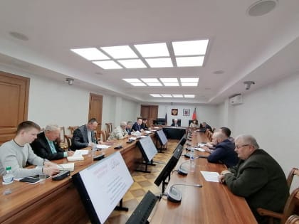 Обсудили законодательные инициативы