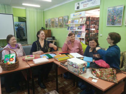 "Теплая книга" для уютного вечера