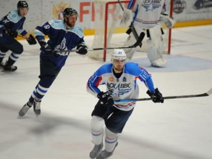 Видеотрансляция. 10 января. Самара. Дворец спорта. Первенство ВХЛ. ХК ЦСК ВВС - «Динамо-Алтай». 1-й матч