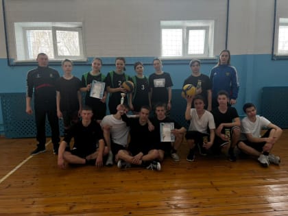 16 марта 2024 года в с. Ненинка Солтонского района, прошли 18 традиционные районные соревнования по волейболу в честь героя РФ Лайса Александра Викторовича. 