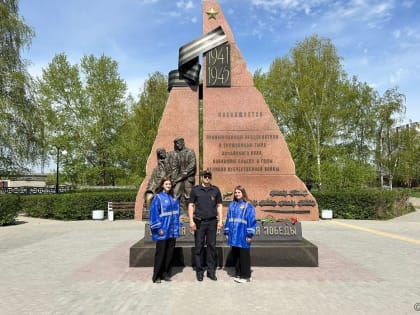 У объектов воинской славы Октябрьского района Барнаула завершилось дежурство