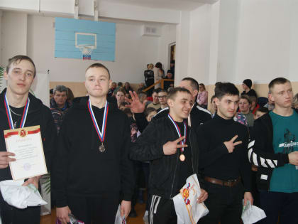 Лыжный фестиваль памяти Сергея Воробьева собрал около ста участников