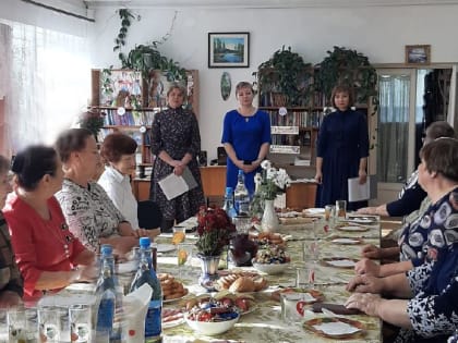 Ветераны Хабарской ЦРБ отметили праздник осени