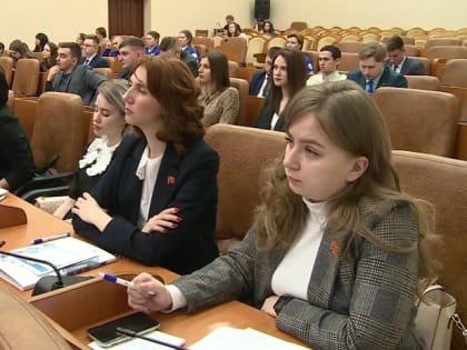 В Барнауле стартовал месячник молодого избирателя