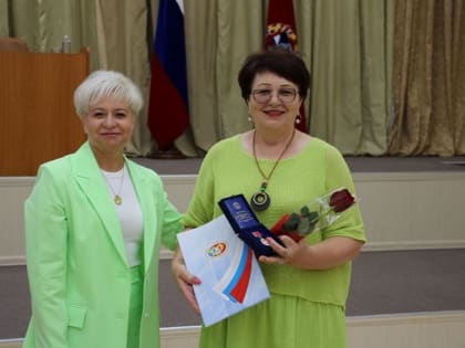 Председатель Тальменской ТИК Т.В. Денисова награждена Почетным знаком Центризбиркома