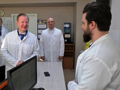 Губернатору Алтайского края рассказали о ходе строительства поликлиники Алейской ЦРБ