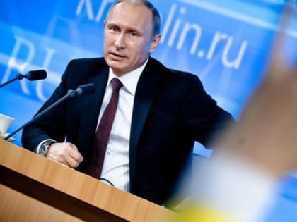 Почти 600 тысяч обращений поступило к прямой линии с Путиным