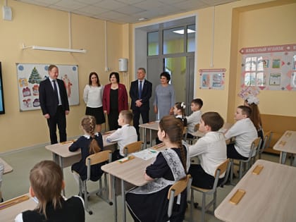 В Первомайском районе после капитального ремонта открылась школа на 400 учеников