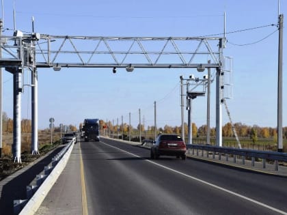 12 метеостанций и 15 комплексов весогабаритного контроля позволяют оперативно устранять проблемы на дорогах Алтайского края