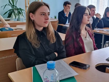 В лицее №122 прошла научно-практическая конференция «Первые шаги в науку»