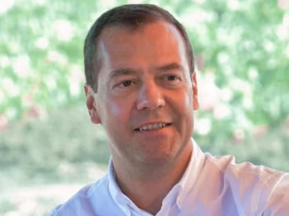 Медведев: ВС РФ продолжат наступление, если Киев не согласится на предложение Путина