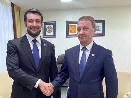 Реализацию проектов с участием федерального бюджета в Барнауле обсудили глава города Вячеслав Франк и депутат Госдумы России Александр Прокопьев