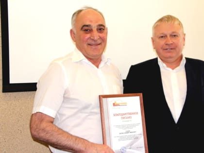 Валид Газиев и Сергей Тастан награждены Благодарственными письмами Общественной палаты Алтайского края