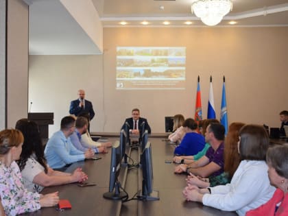 Заслуженные награды получили работники сферы здравоохранения