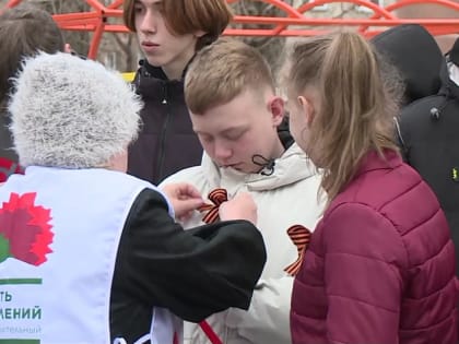 Алтайский край присоединился к всероссийской благотворительной акции «Красная гвоздика»