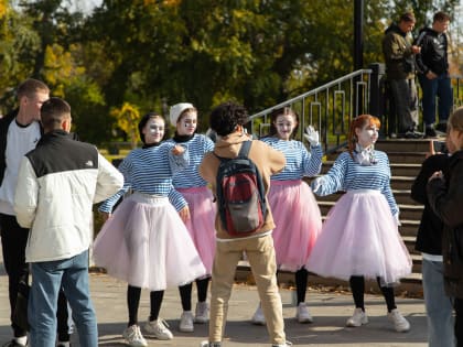 Первокурсников Алтайского ГАУ посвятили в студенты