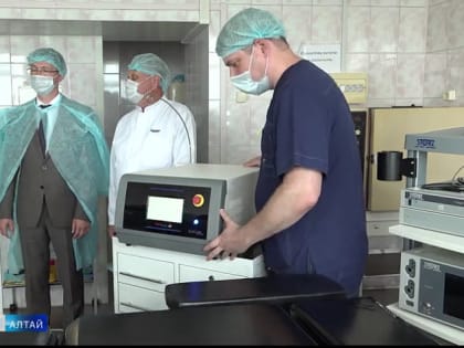 В Алтайском крае появилось оборудование для лечения сложных случаев мочекаменной болезни у детей без операций