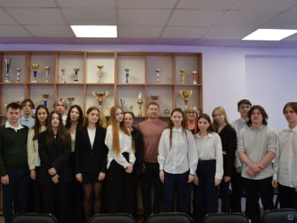 В Железнодорожном районе прошел круглый стол в рамках Месячника молодого избирателя