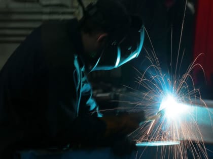 Три алтайских завода получили почти 1,5 млрд рублей господдержки в 2023 году