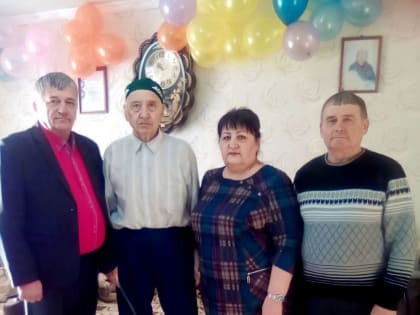 Почётный гражданин района Б.Р. Киникеев празднует 85-летний юбилей