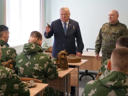 Владимир Шаманов: У нас есть русская система образования и мы будем ее реализовывать