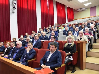 В Алтайском крае подвели итоги работы промышленно-энергетического комплекса в 2022 году